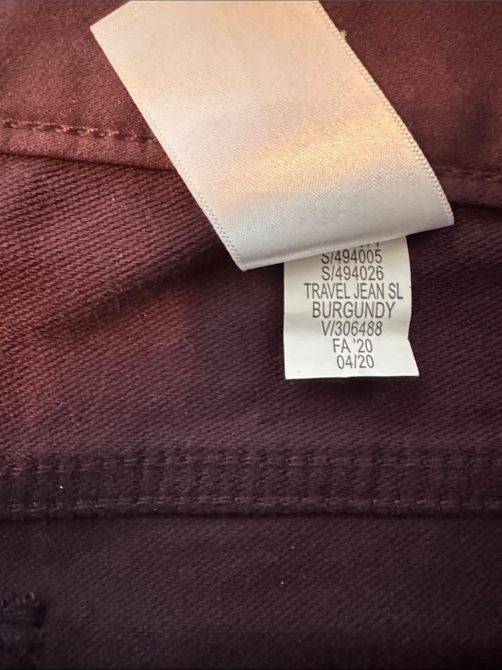 Banana republic travel Jean burgundy new w/tags